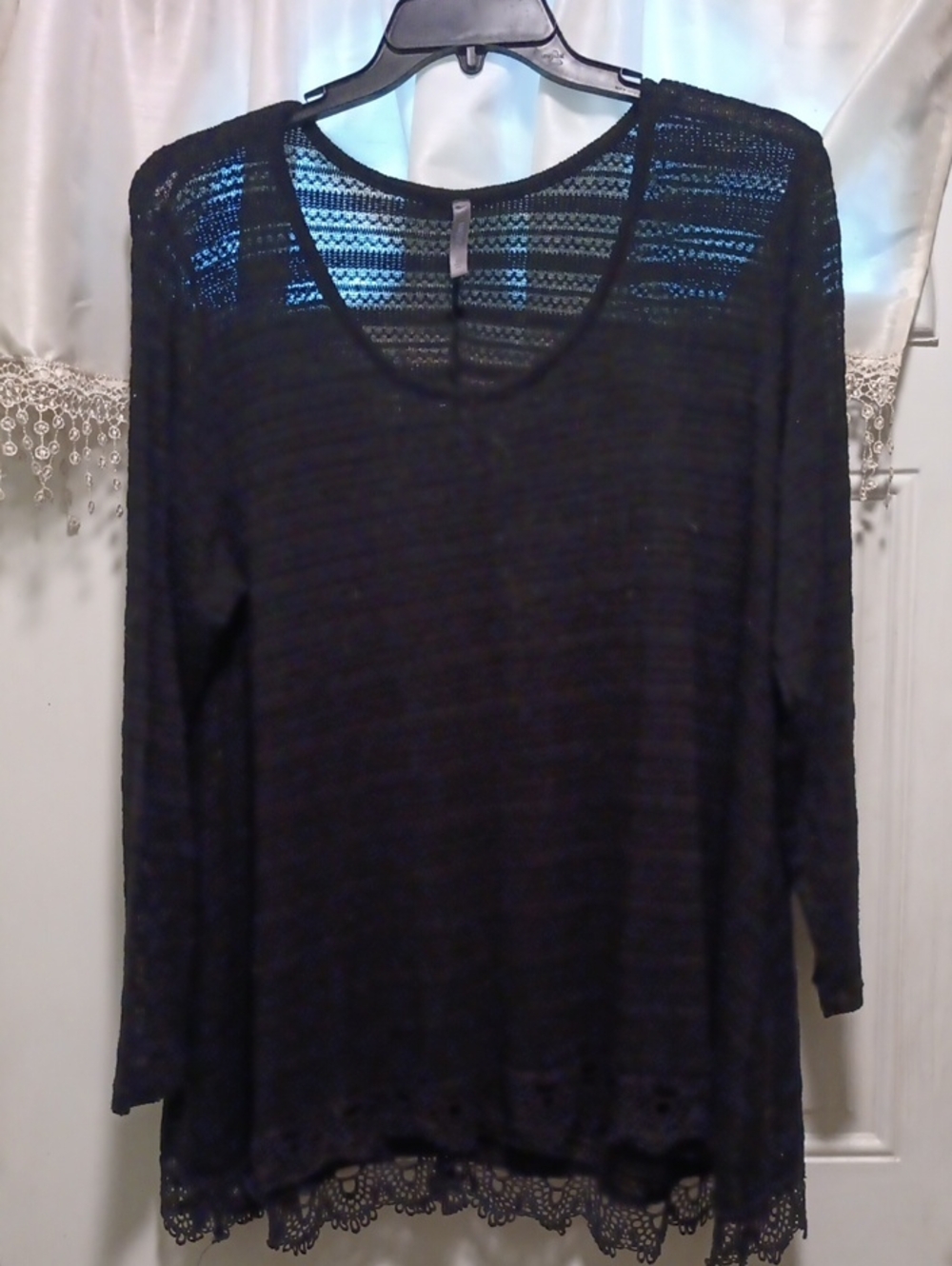 Massini Black Lace-Hem Long Sleeve Knit Top